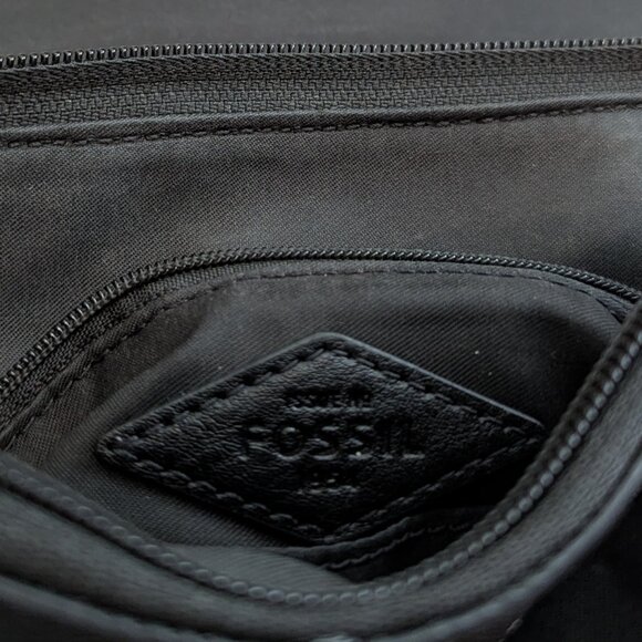 Original Fossil Kinley Small Crossbody Bag in Black/Bone - Picture 9 of 9